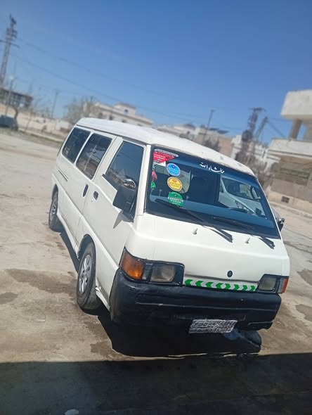 مستوبيشي L300 1998 - صورة 5