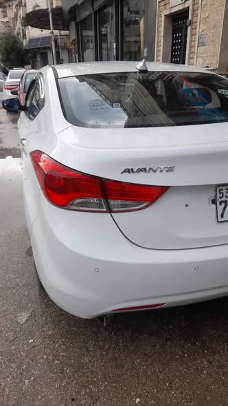 هيونداي الينترا 2012 - صورة 4