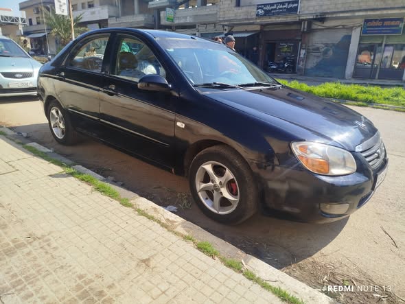 كيا سيراتو 2009 - صورة 2