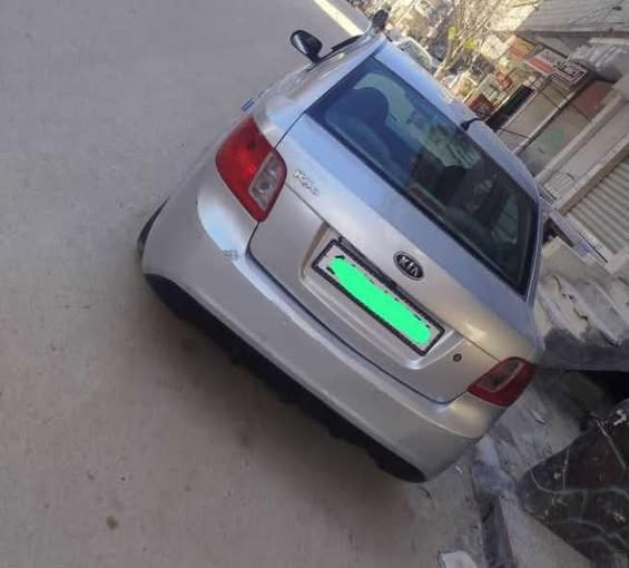 كيا ريو 2011