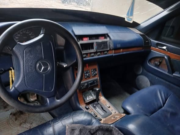 مرسيدس شبح 2001 - صورة 4
