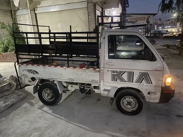 كيا تاونر 1998 - صورة 3