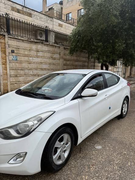 هيونداي إلنترا 2012 - صورة 2