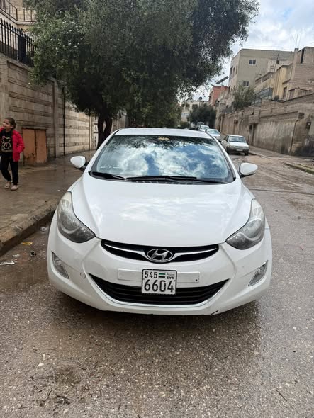 هيونداي إلنترا 2012 - صورة 3