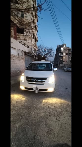 هيونداي اتش 1 2014 - صورة 1