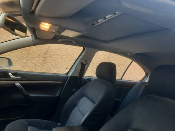 سكودا أوكتافيا 2008 - صورة 1