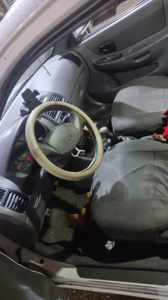 هيونداي فيرنا 2006 - صورة 3