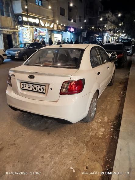 كيا ريو 2011 - صورة 1