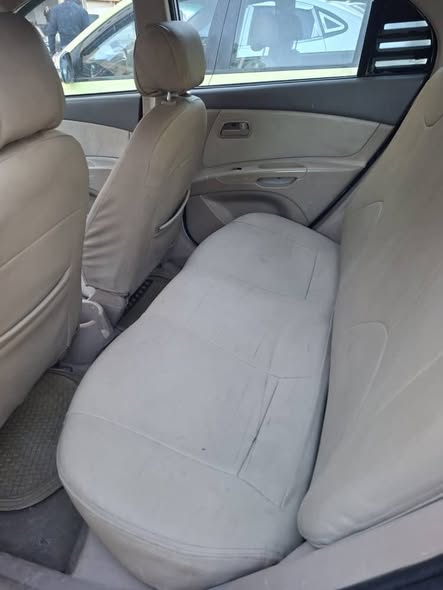 كيا ريو 2008 - صورة 5