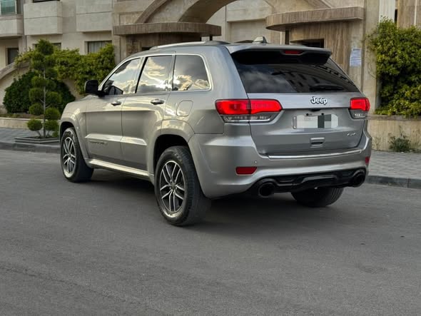 جيب جراند شيروكي 2019 - صورة 3