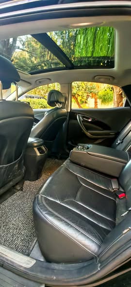 هيونداي ازيرا 2012 - صورة 2