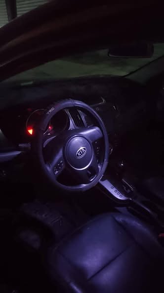 كيا فورتي 2010 - صورة 4