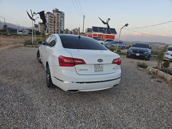 كيا كادينزا 2011 - صورة 2