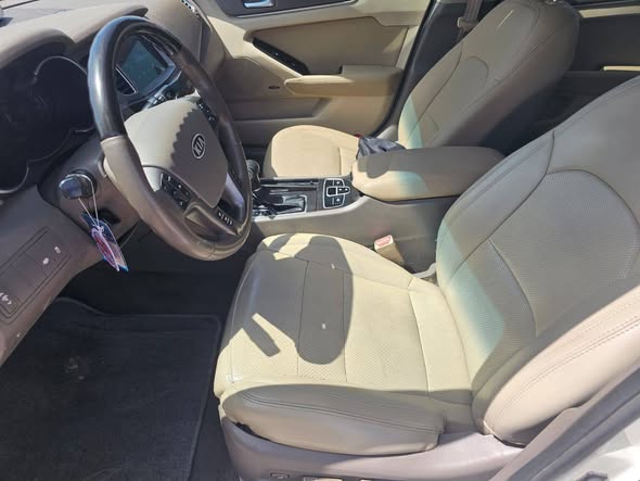 كيا كادينزا 2011 - صورة 5