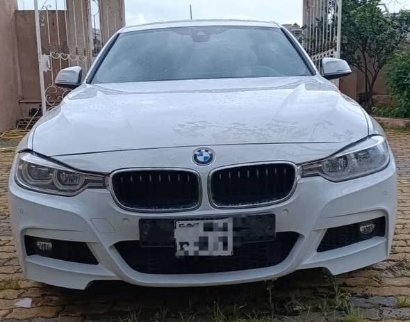 بي ام دبليو 320 2017 - صورة 2