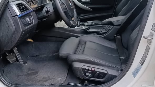 بي ام دبليو 320 2017 - صورة 5