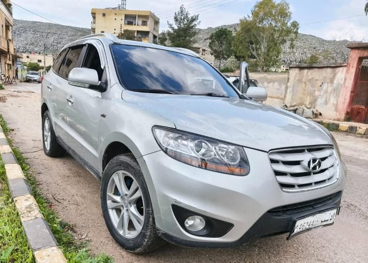 هيونداي سانتا في 2010