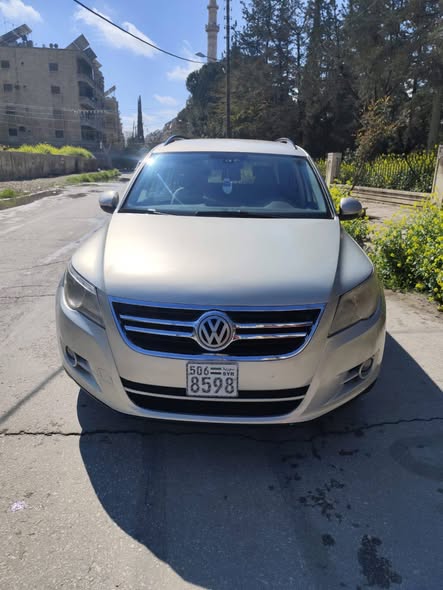 فولكس فاجن تيغوان 2011 - صورة 3