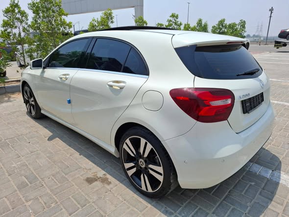 مرسيدس بنز A200 2018 - صورة 2