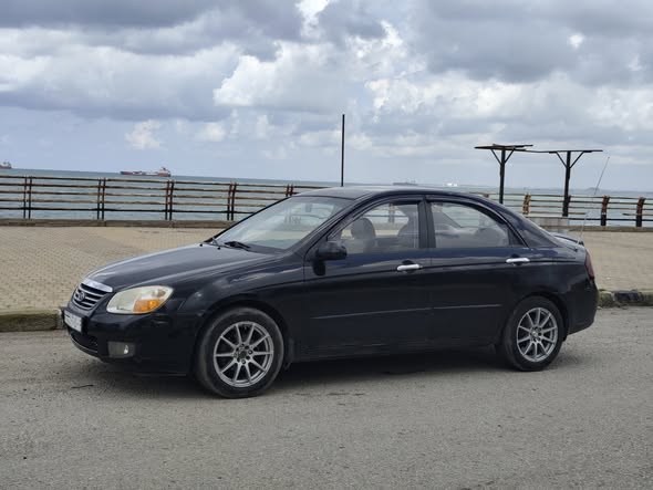 كيا سيراتو 2009 - صورة 4