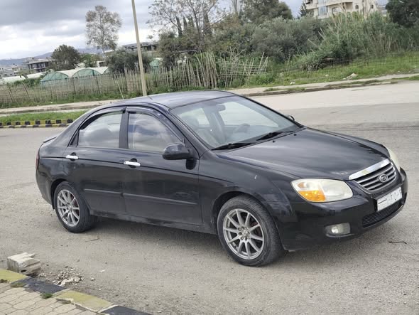 كيا سيراتو 2009 - صورة 5