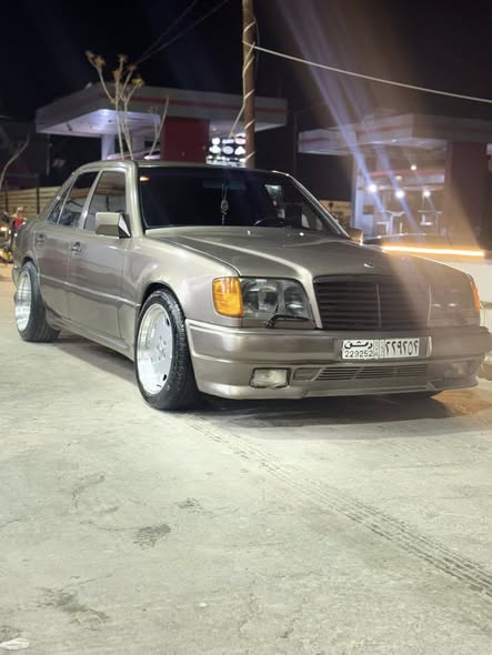 مرسيدس 200 1990 - صورة 3