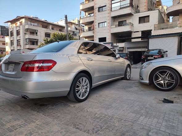 مرسيدس E300 2011 - صورة 4