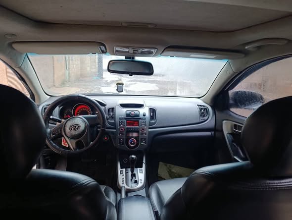 كيا فورتي 2009 - صورة 4