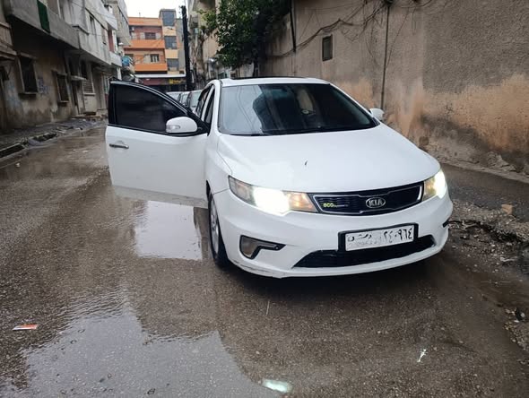 كيا فورتي 2009 - صورة 5