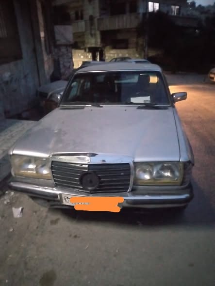 مرسيدس 230 1978 - صورة 3