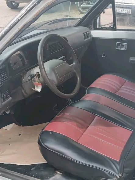 تويوتا هايلوكس 1991 - صورة 5