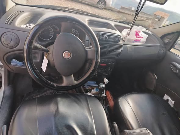 فيات بونتو 2008 - صورة 3