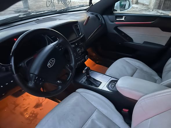 كيا K7 2011 - صورة 5