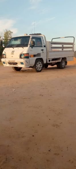 هونداي H100 1996 - صورة 1