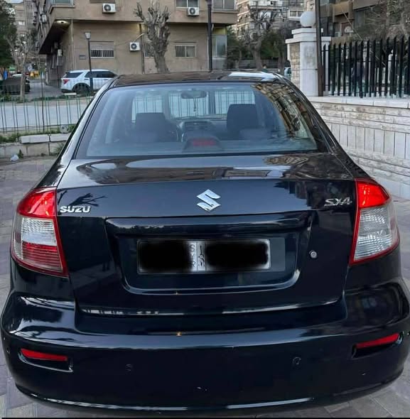 سوزوكي Sx4 2010 - صورة 3