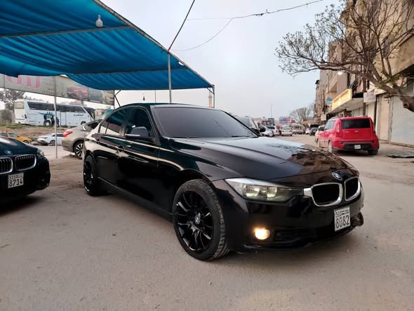 بي إم دبليو 318i 2016 - صورة 1