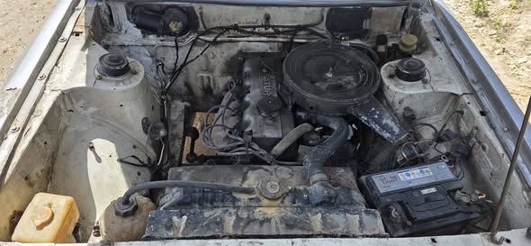 دودج كالنت 1975 - صورة 5