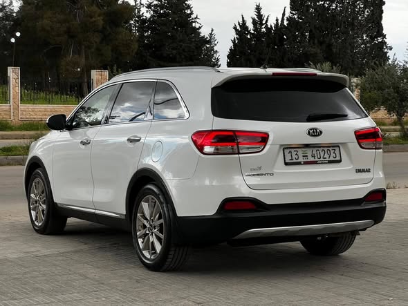 كيا سورنتو 2018 - صورة 4