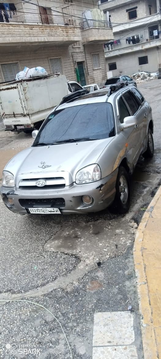 هيونداي سنتفي 2003