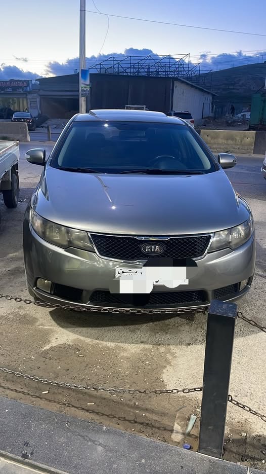 كيا فورتي 2010