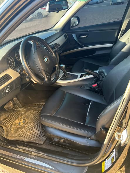 بي ام دبليو 323i 2011 - صورة 4