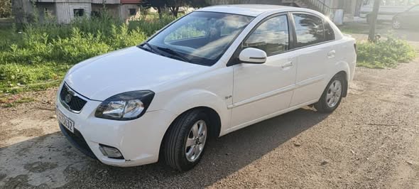 كيا ريو 2011 - صورة 3