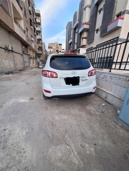 هيونداي سنتافيه 2011 - صورة 1