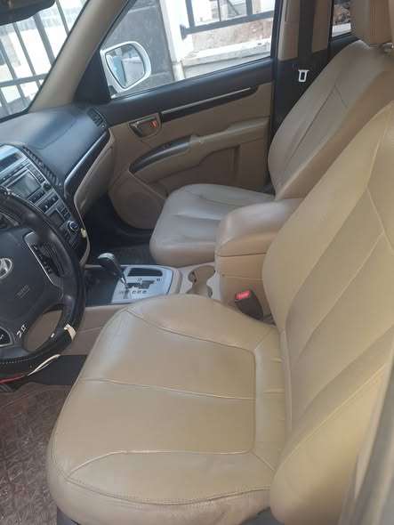 هيونداي سنتافيه 2011 - صورة 3