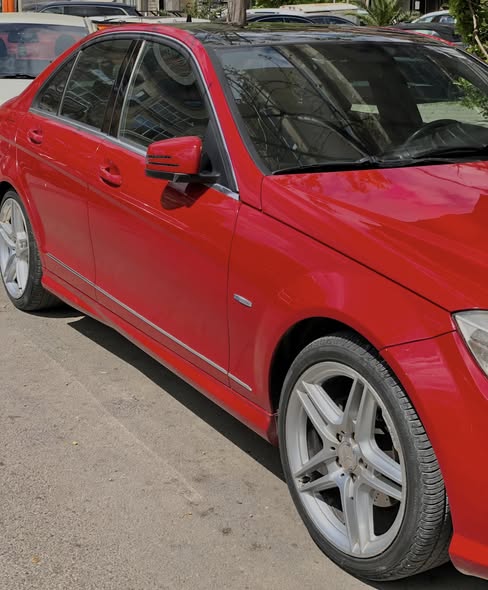 مرسيدس c200 2011 - صورة 3