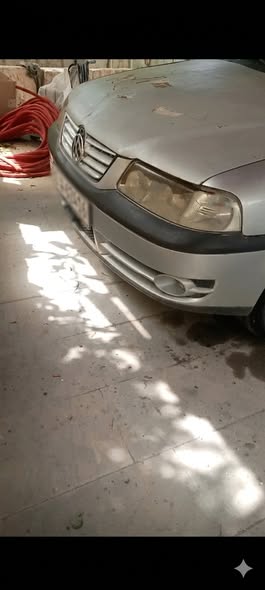 فولكس فاغن سافيرو 2002 - صورة 3