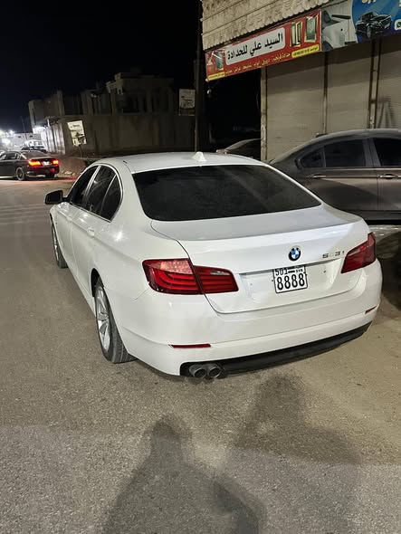 بي إم دبليو 523 2011 - صورة 4