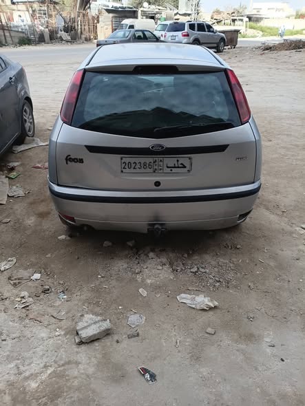 فورد فوكاس 2003 - صورة 1
