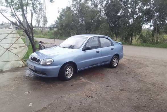 دايو لانوس 2003 - صورة 1