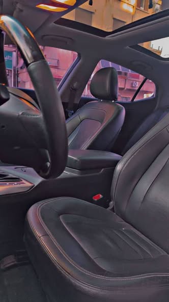 كيا كادينزا 2012 - صورة 4